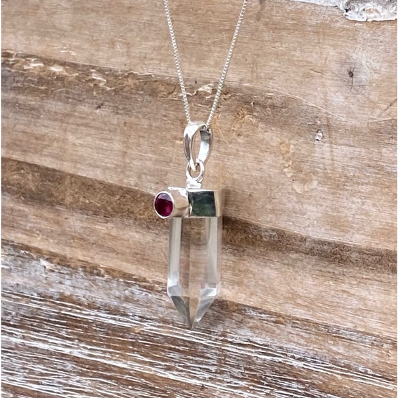 White Quartz & Garnet Necklace - Picture 11 of 16